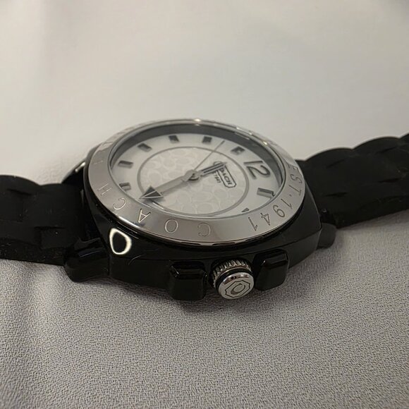 Coach Boyfriend wristwatch 14501353women's watchMake a bold, sporty statement wi - Picture 4 of 7